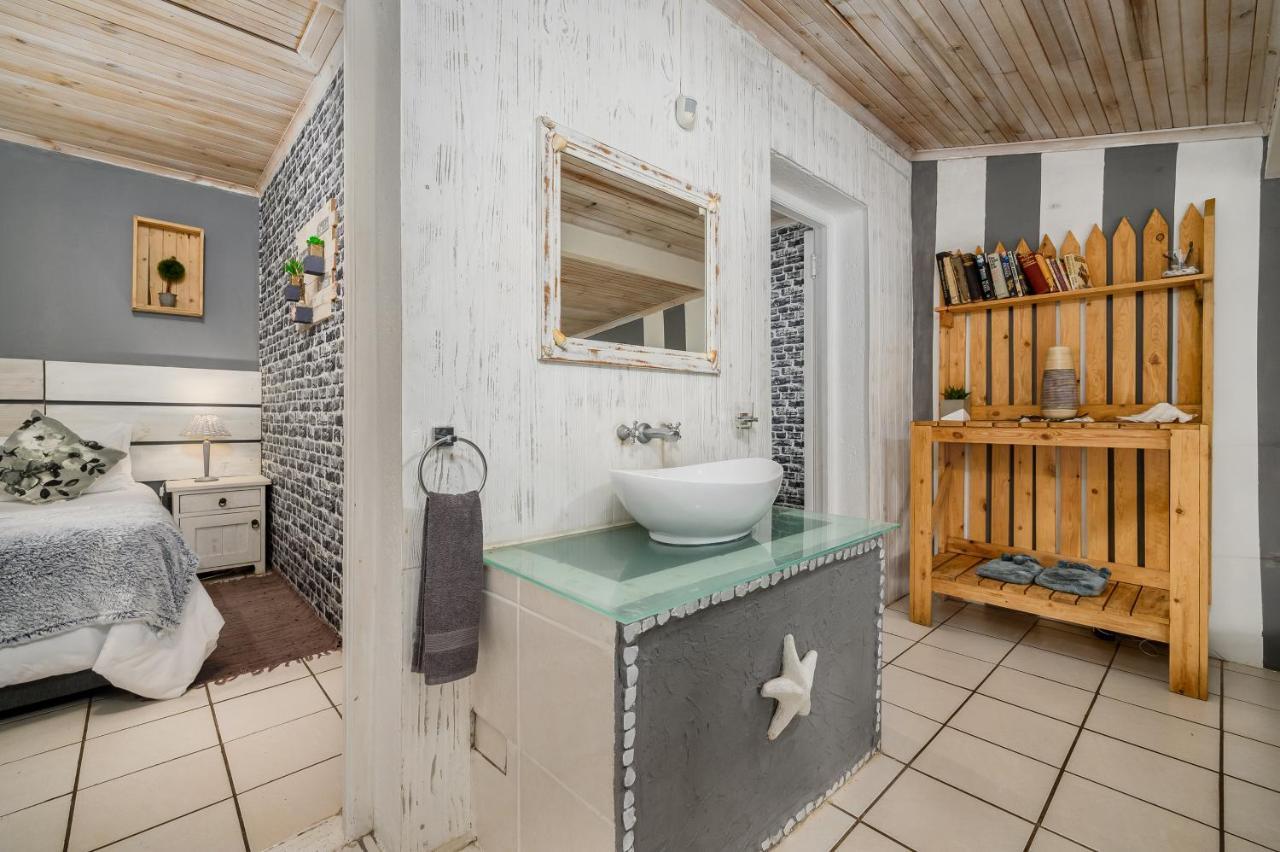 302 On Old Sea View Road Chelsea Apartman Port Elizabeth Kültér fotó